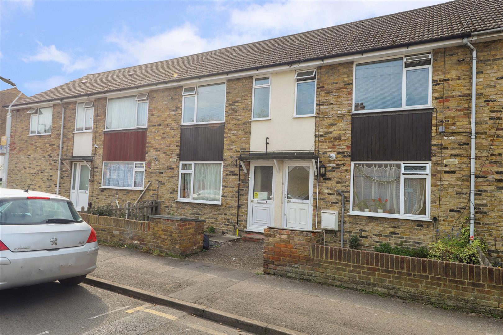 2 bedroom for sale in Bellclose Road, West Drayton Cameron