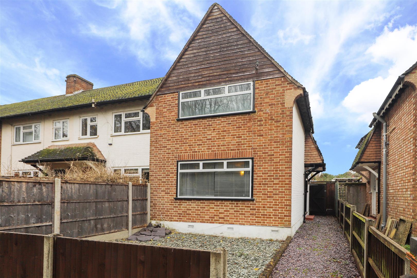 2 bedroom House for sale in Dellside, Harefield Cameron