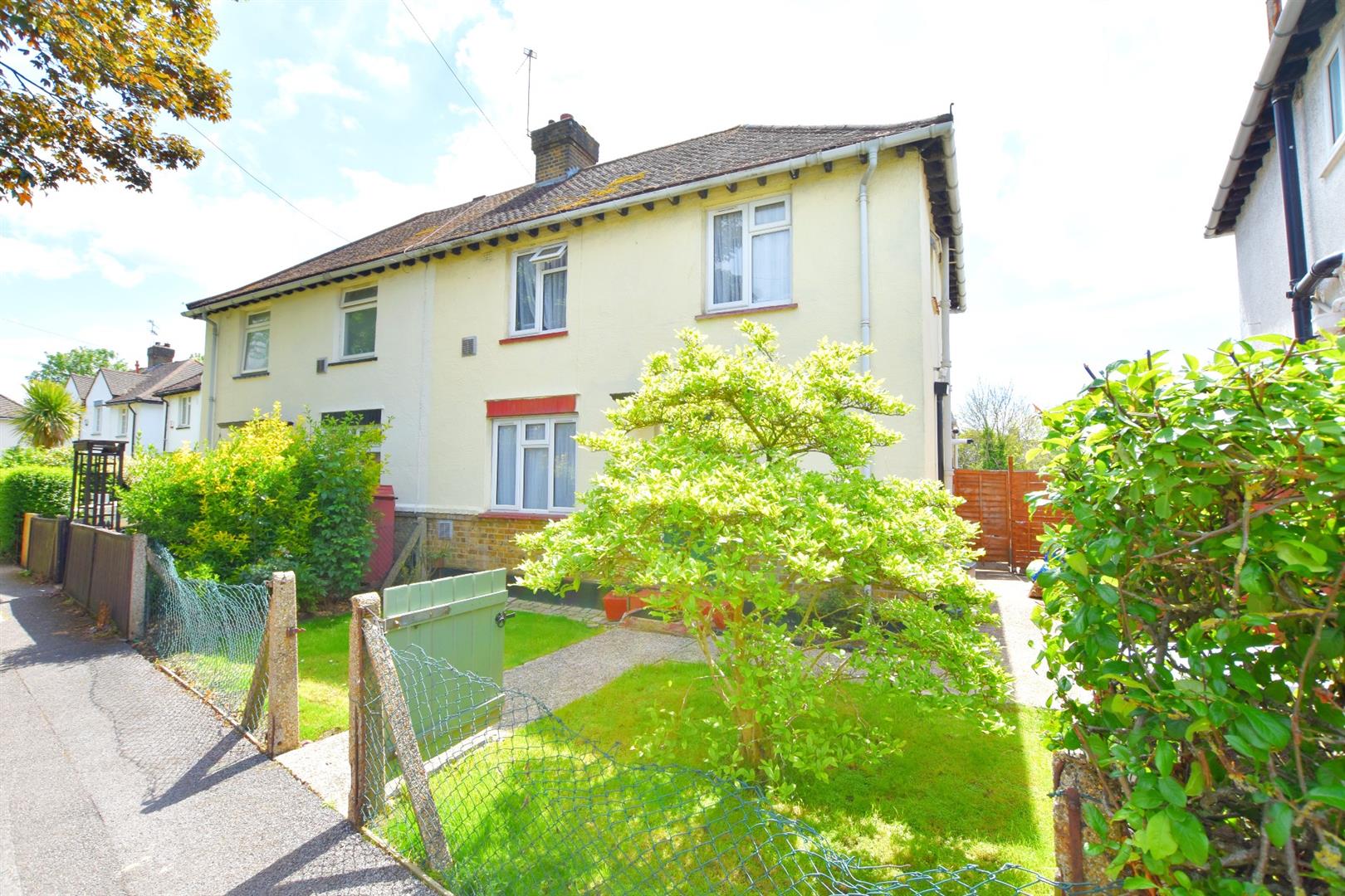 3 bedroom House SemiDetached for sale in Falling Lane, Yiewsley