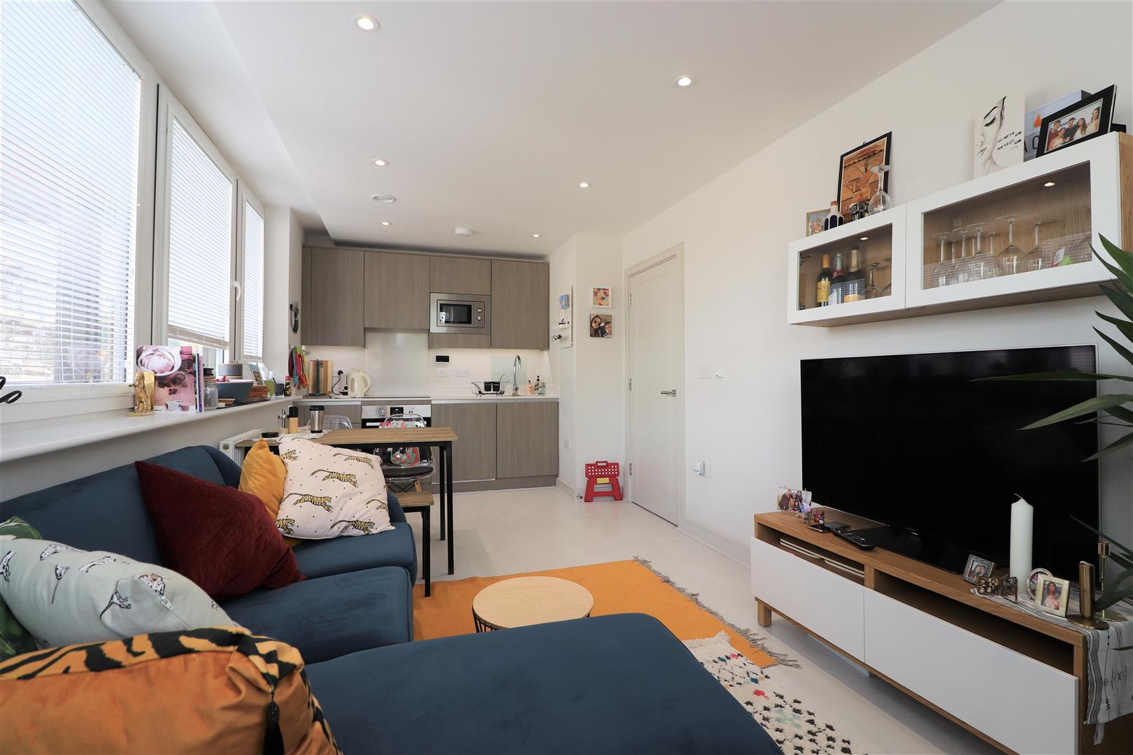1 bedroom Apartment for sale in Lovell House, Uxbridge Cameron