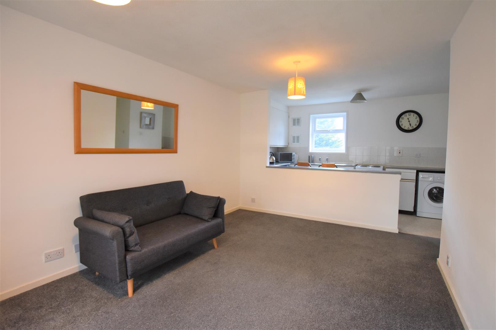 1 bedroom for sale in Lupin Close, West Drayton Cameron