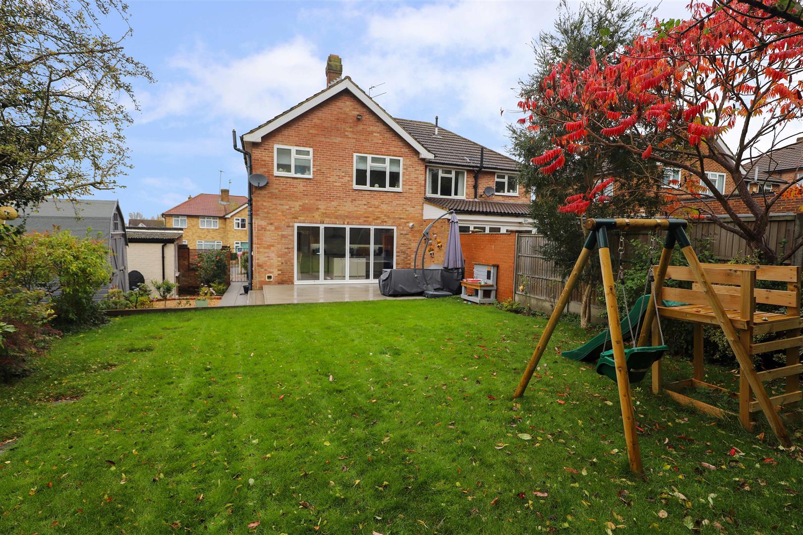 3 bedroom House SemiDetached for sale in Maylands Drive, North Uxbridge Cameron