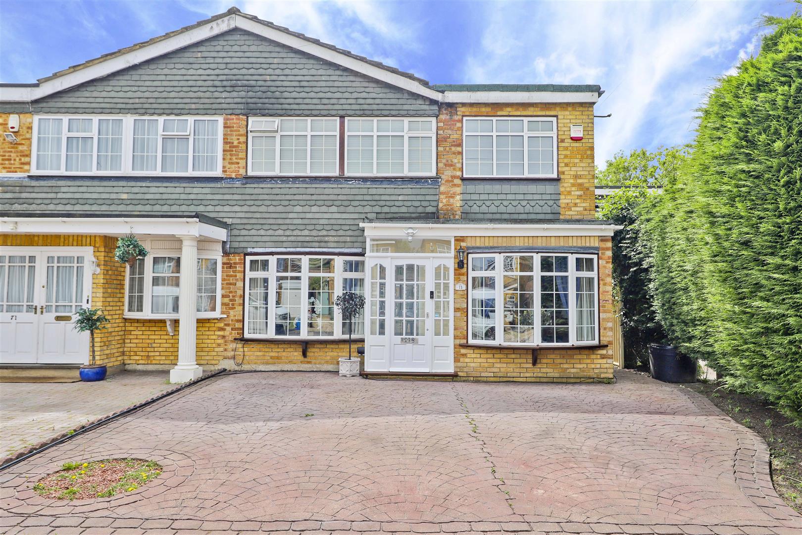 3 bedroom House SemiDetached for sale in Summerhouse Lane