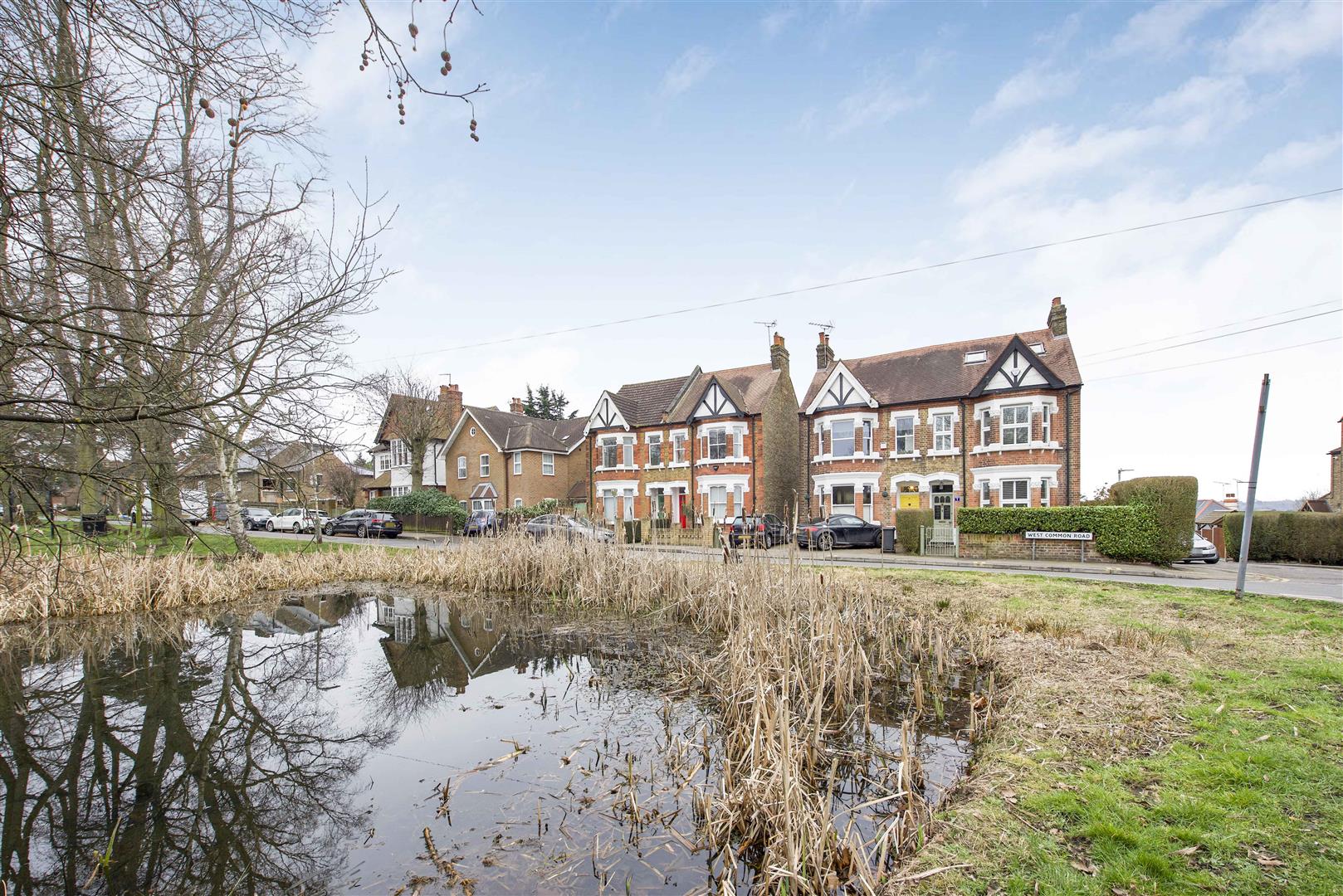 4 bedroom House SemiDetached for sale in West Common Road, North