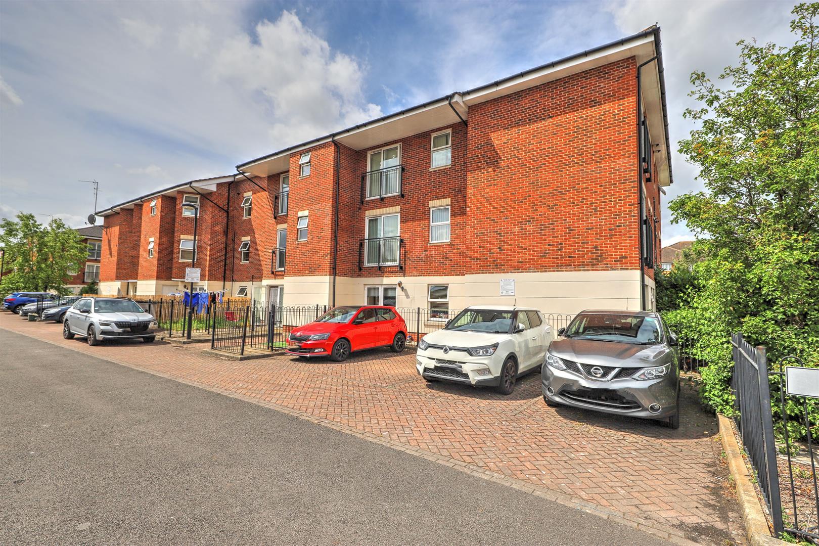 2 bedroom Apartment for sale in Woodgate Court, Uxbridge Cameron