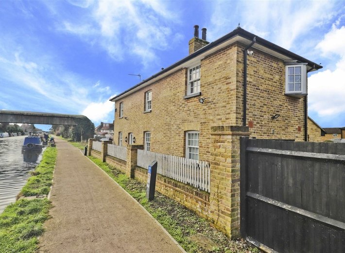 Property for sale in Uxbridge and West Drayton Cameron