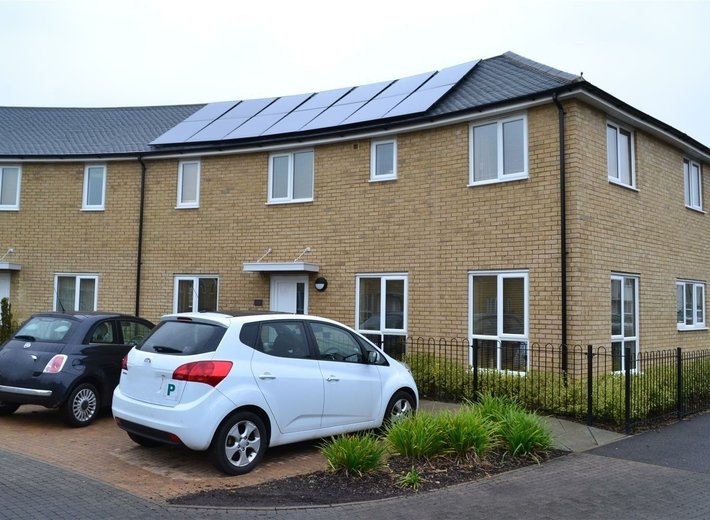 Property to rent in Uxbridge and West Drayton Cameron